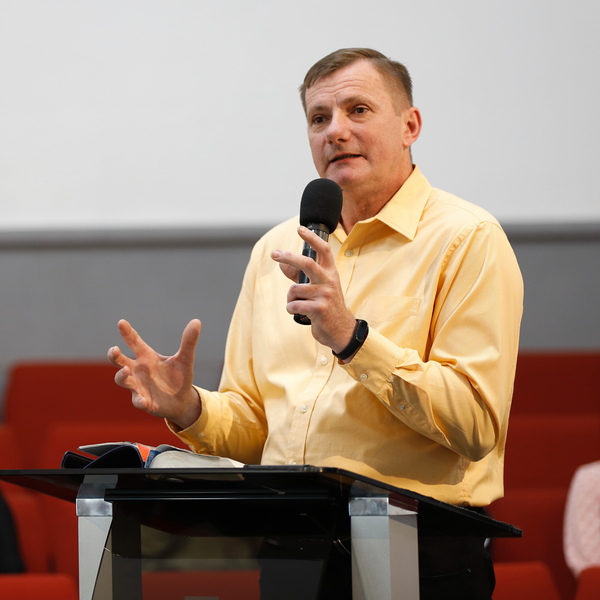 Олександр Максименко