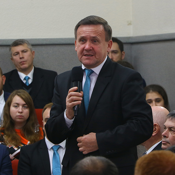 Микола Каленик