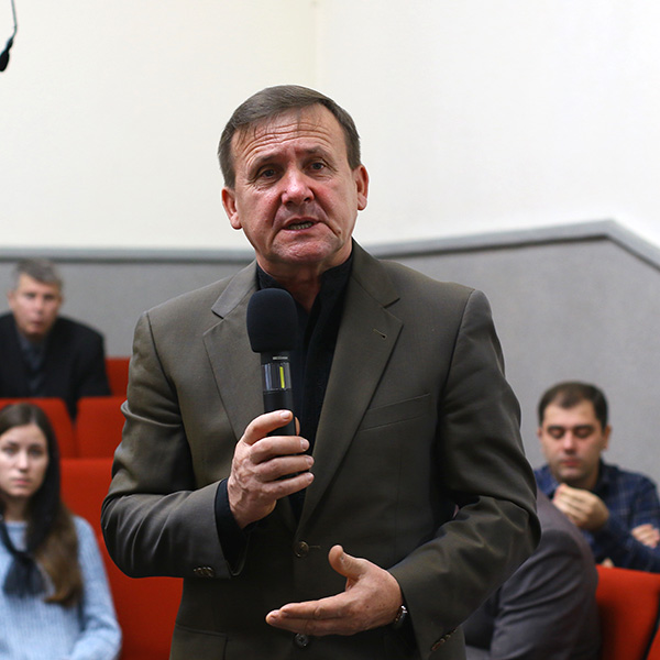 Микола Каленик