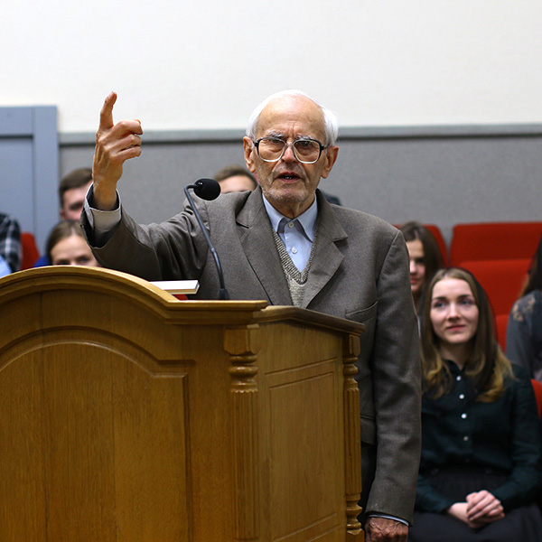 Борис Порфирович Мозговий