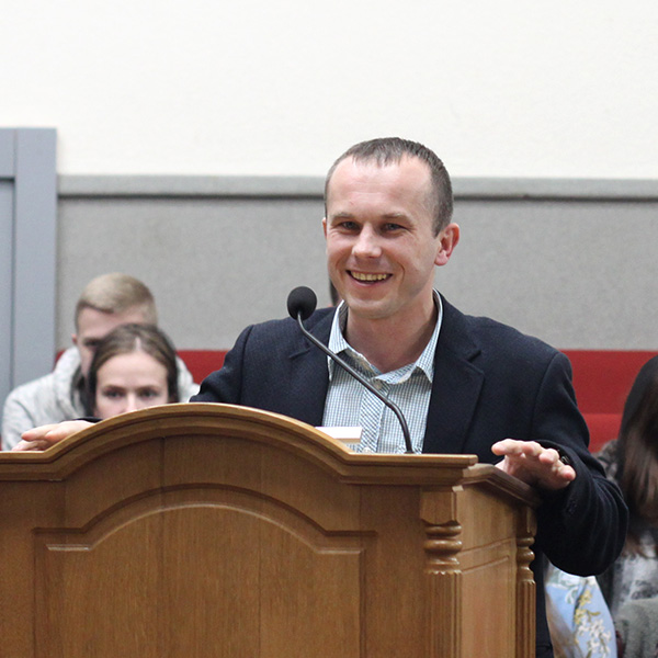 Андрій Дежнюк