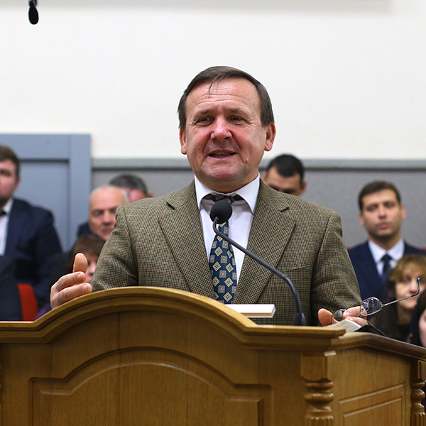 Микола Каленик