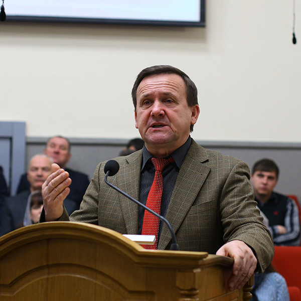 Микола Каленик