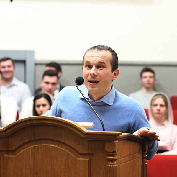 Андрій Дежнюк