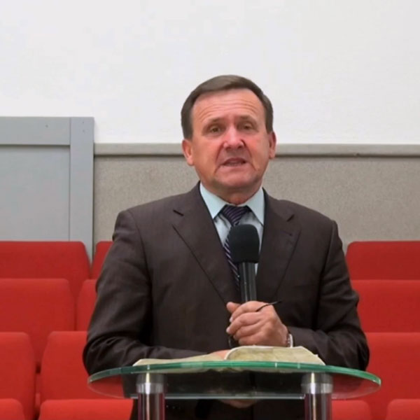 Микола Каленик