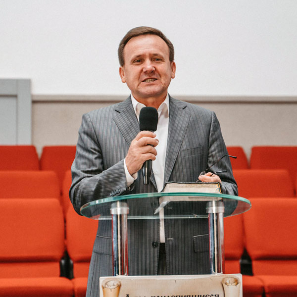 Микола Каленик