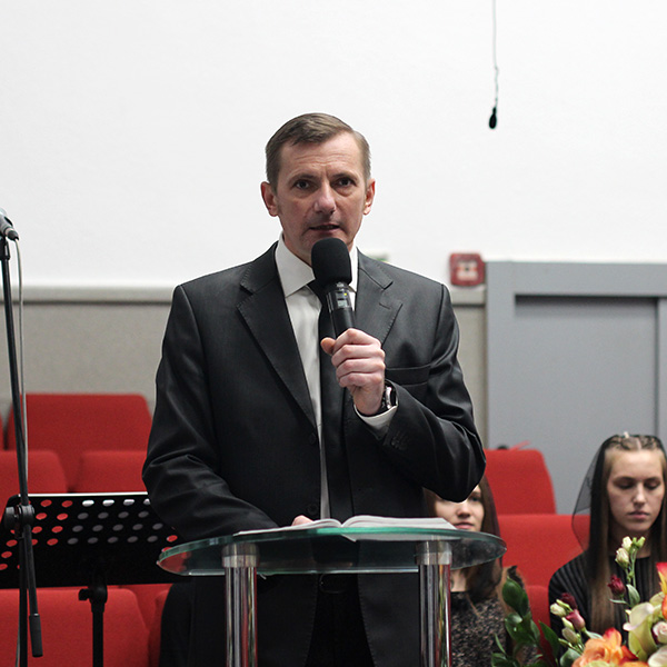 Олександр Максименко