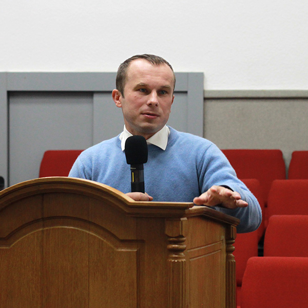 Андрій Дежнюк