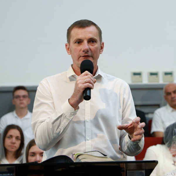 Олександр Максименко