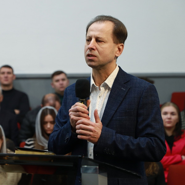 Андрій Кондратьєв