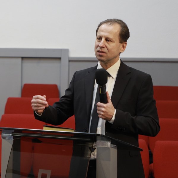 Андрій Кондратьєв