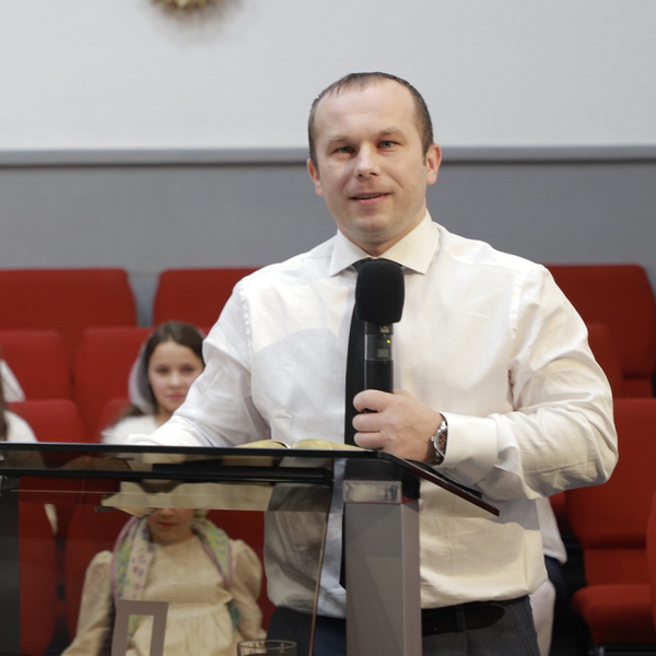 Андрій Дежнюк