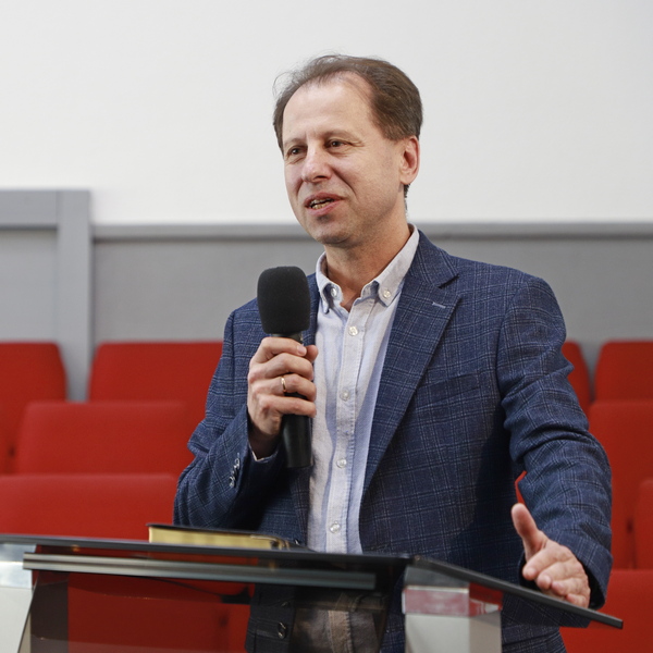 Андрій Кондратьєв