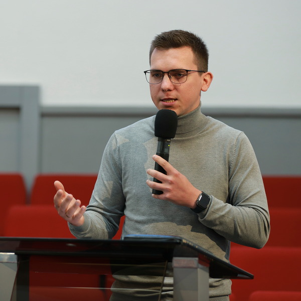 Сергій Каленик