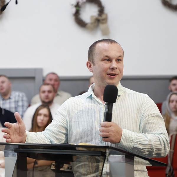 Андрій Дежнюк