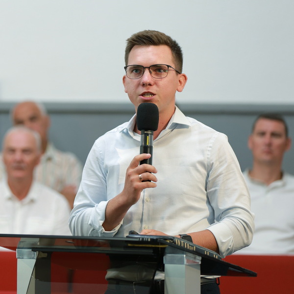 Сергій Каленик