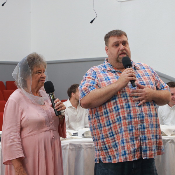 Гість з США