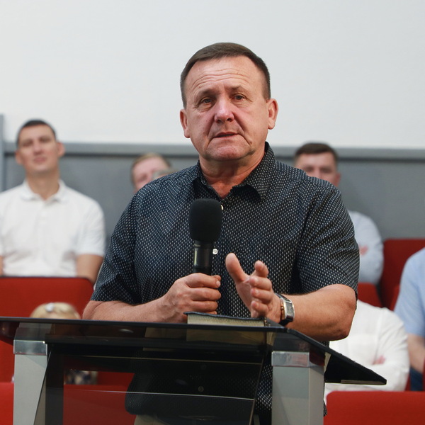 Микола Володимирович Каленик