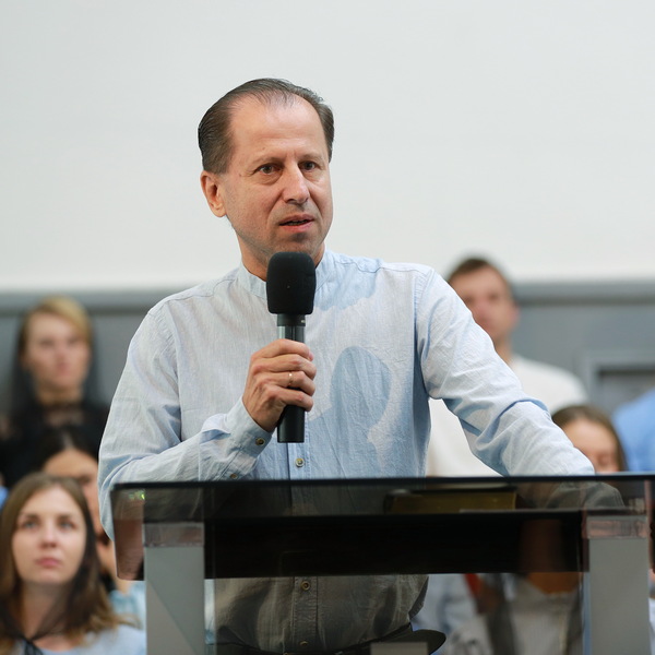 Андрій Кондратьєв