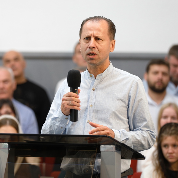 Андрій Кондратьєв