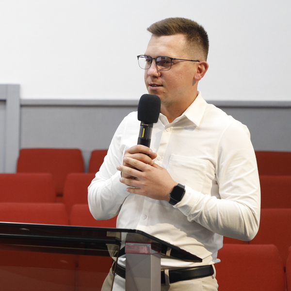 Сергій Каленик