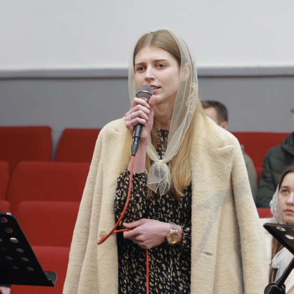 Діна Поступайло