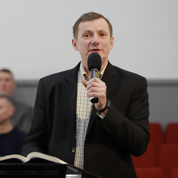 Олександр Максименко