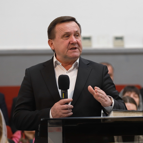 Микола Володимирович Каленик